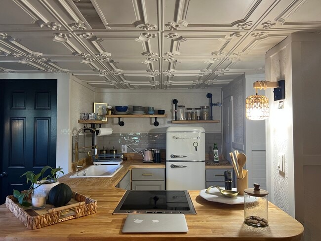 Photo - 6920 NE 27th Ave Unit Entire B