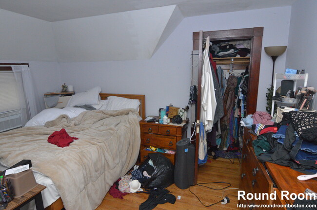 Photo - 68 Etna St Apartments Unit 2