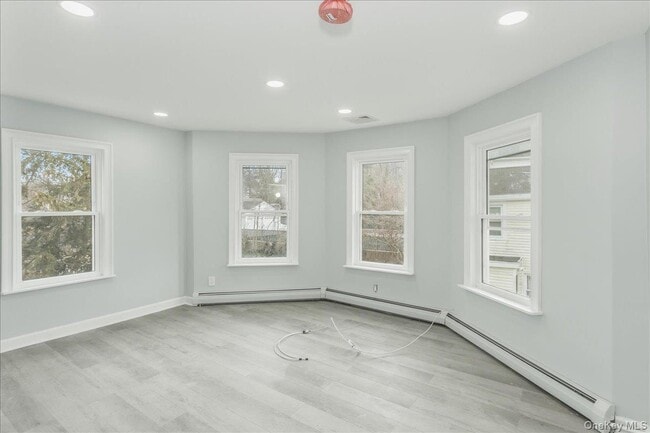 Photo - 75 Anstice St