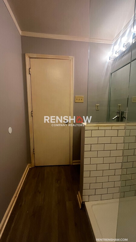 Photo - 2176 Curbertson Cove