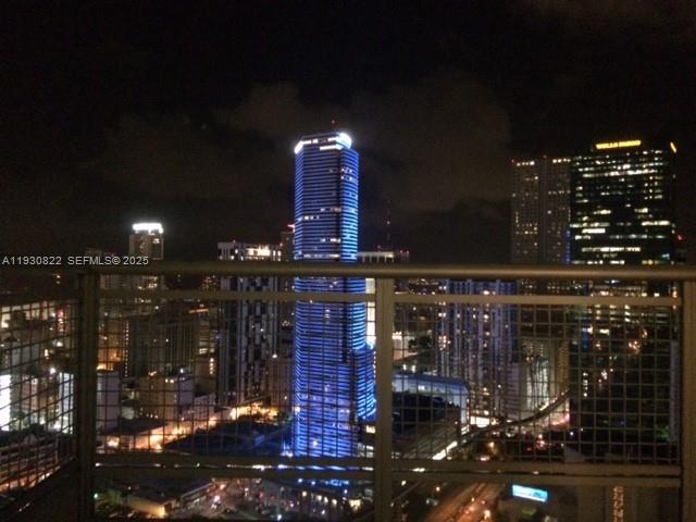 Building Photo - 350 S Miami Ave Unit 3907