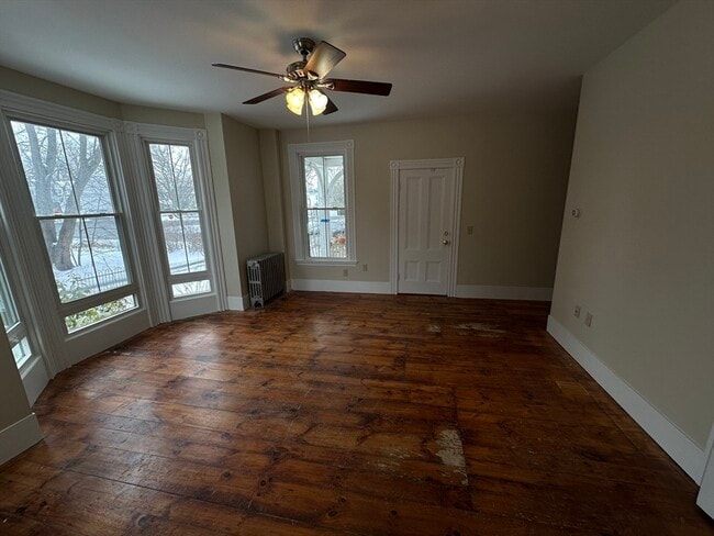 Photo - 1160 Boston Rd Unit 1