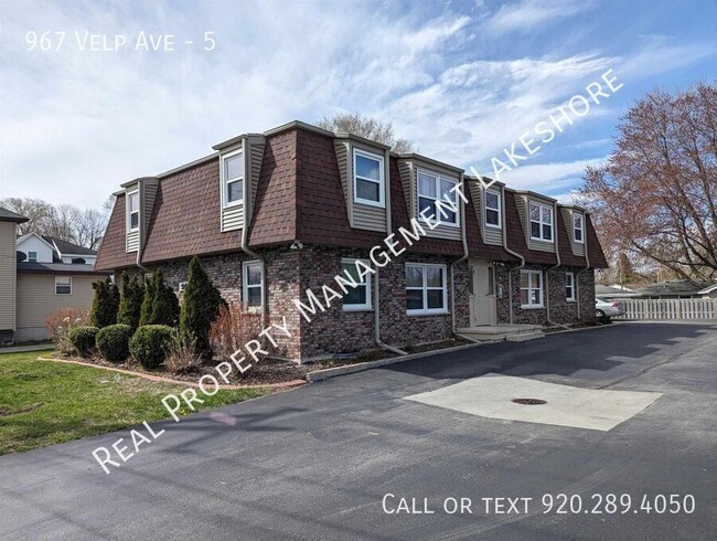 Building Photo - 967 Velp Ave Unit 5