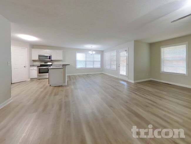 173 Hawk Ln