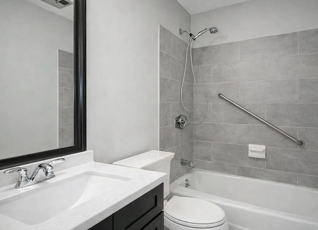 Photo - 10 Karen Cir Unit 10