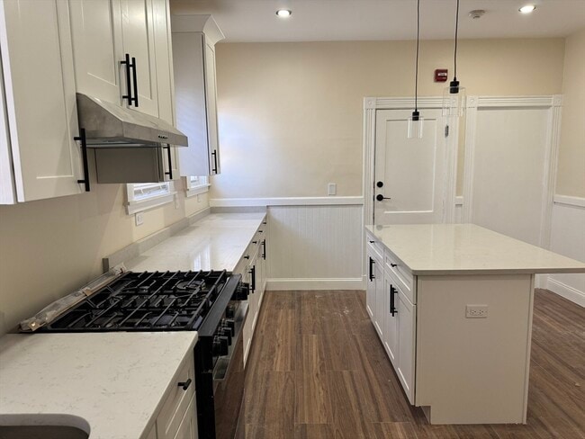 Building Photo - 474 Talbot Ave Unit 3