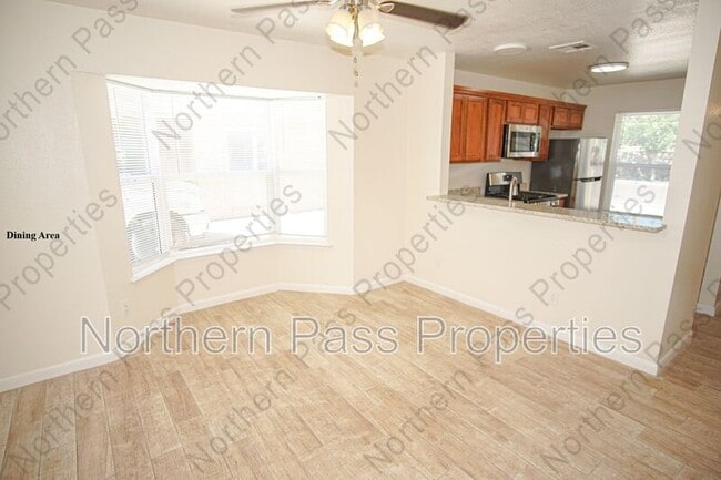 Photo - 3425 Risner Pl