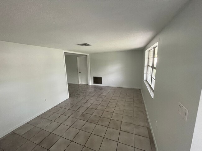 Photo - 7552 Cumber Dr