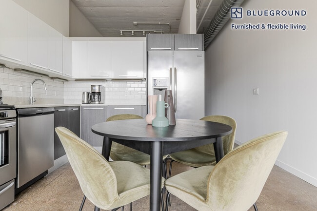 Photo - 1313 W Randolph St Unit FL3-ID1262