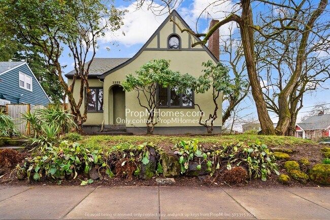 Charming 3-Bedroom Home in Overlook Neighb... - Charming 3-Bedroom Home in Overlook Neighb...