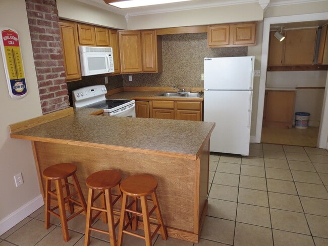 Photo - Cute as a button! Near Downtown Shelbyville