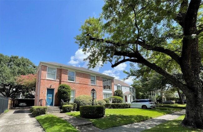 Photo - 2102 Milford St