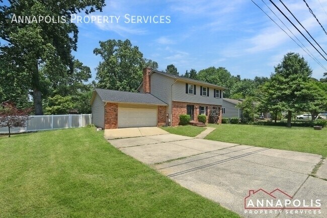 700 Mt Alban Dr
