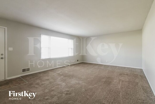 Photo - 336 Wayside Dr