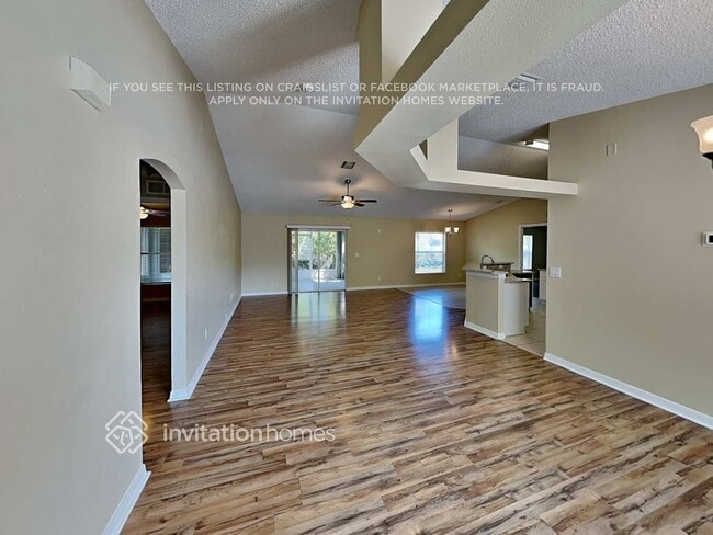 Photo - 1633 Laramie Cir