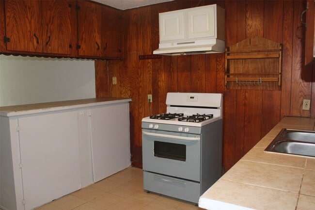 Photo - 5726 Gardendale Dr