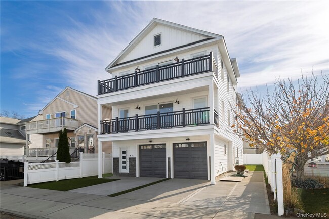 Photo - 550 E Harrison St