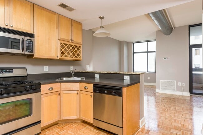 Photo - 610 Newark St. Unit 4F