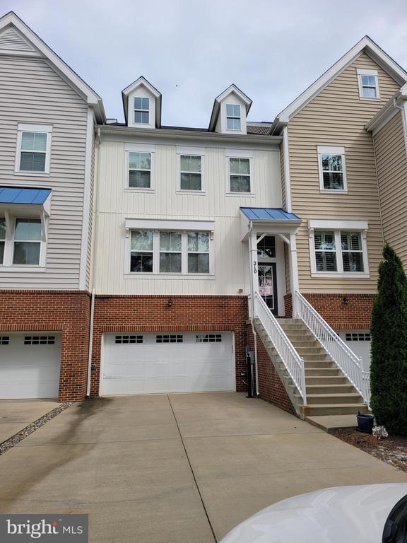 Photo - 210 Oyster Bay Pl Townhome