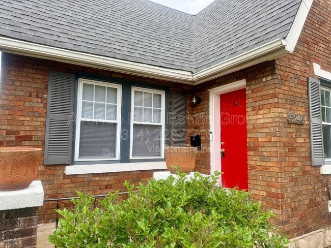 Photo - 5246 Chippewa St