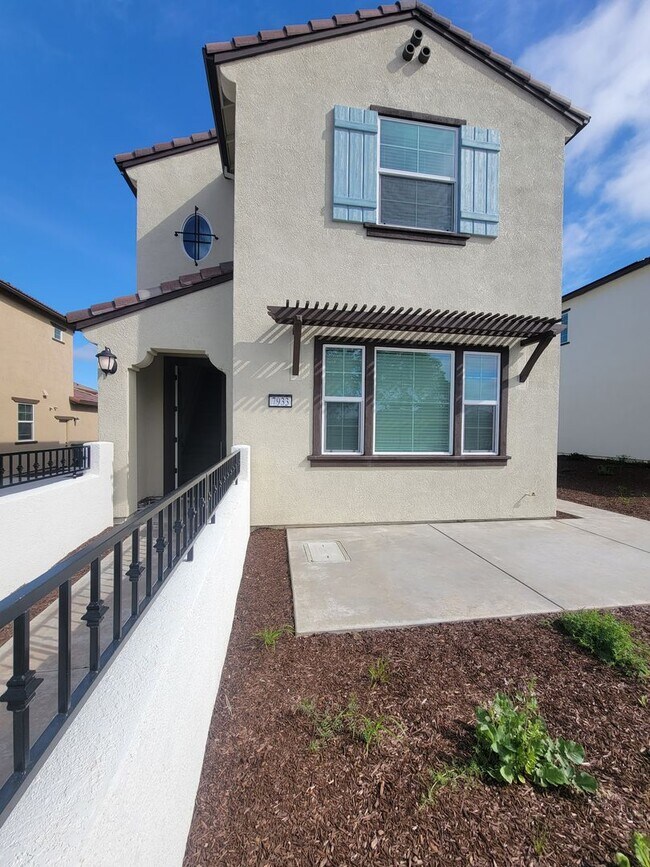 New Lennar Energy Efficient 3 bedroom & 2.... - New Lennar Energy Efficient 3 bedroom & 2.... House