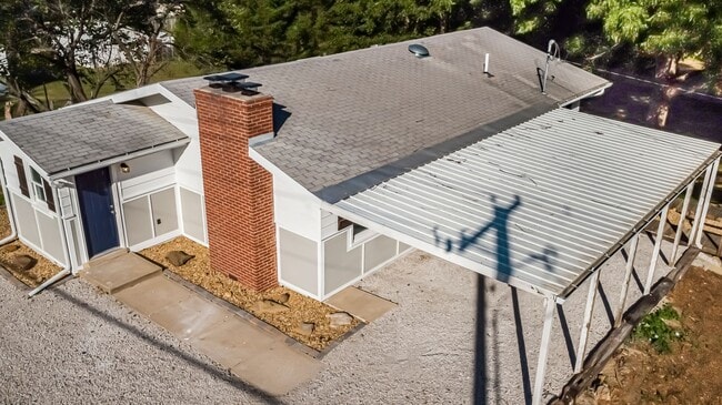 Photo - 181 SE State Rte 13