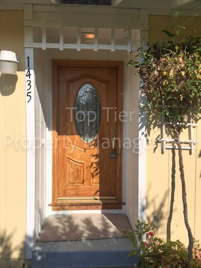 Photo - Very nice 3 Bd/2 Ba, 1388 sf single-family house in Concord available Now for Lease!