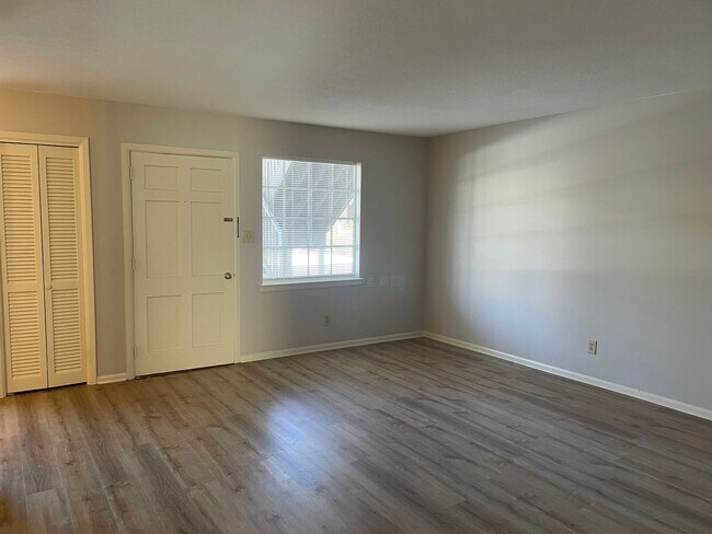 Photo - Salem Square is close to everything!