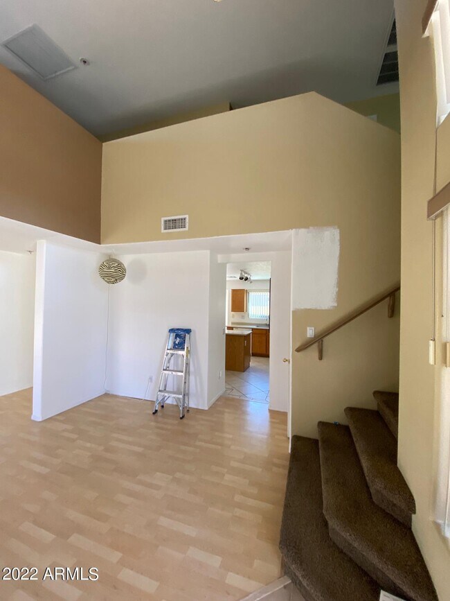 15178 W Melvin St