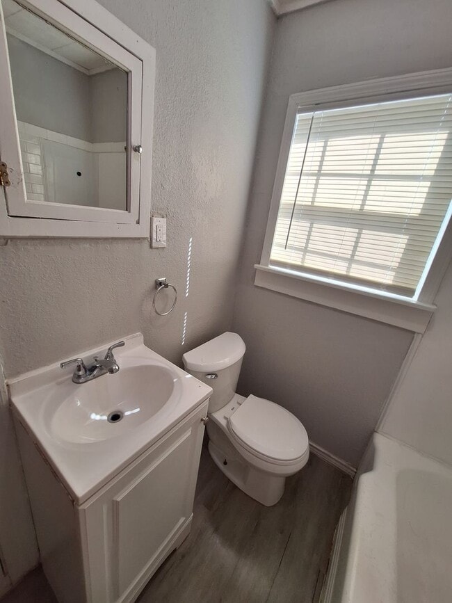 Photo - 3150 S 12th St