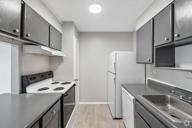 Unit 1 - 2BR, 1BA - 950SF - Kitchen - Shell Pointe Apartments