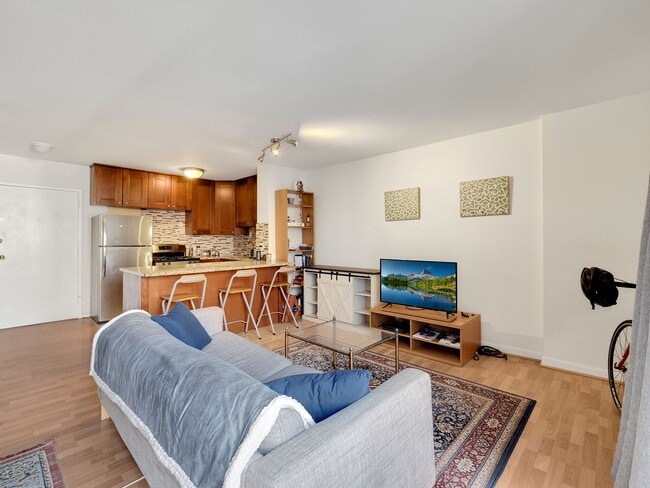 Photo - 950 25th St NW Unidad 4OX