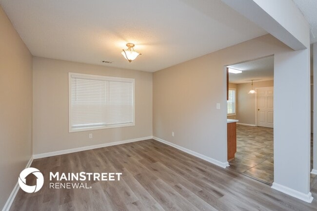 Photo - 6793 Mahonia Pl