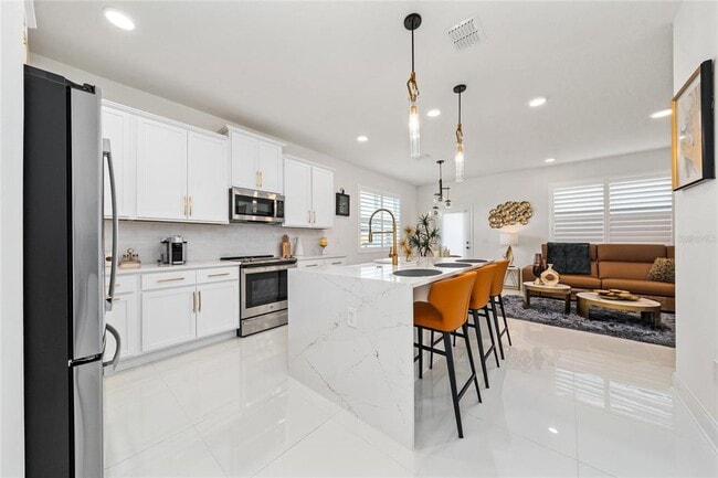 Photo - 16001 Grafton Wy