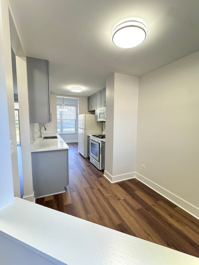 Photo - 2406 Sheehan Dr