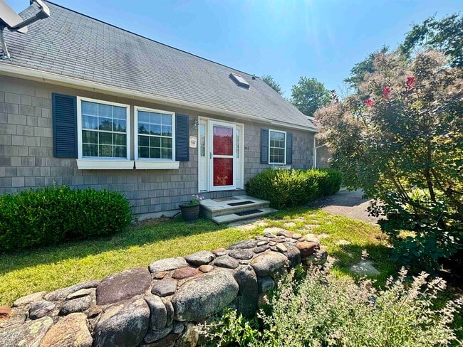 Building Photo - 353 Forest Rd
