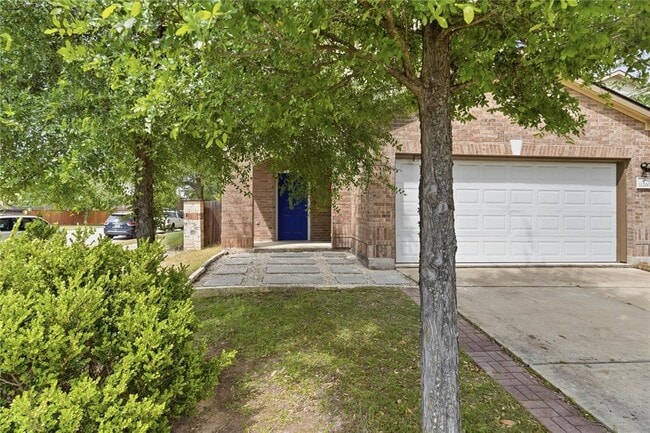 Photo - 11200 Drumellan St