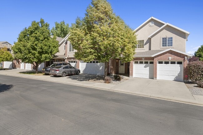 Building Photo - 10483 Sage Vista Way