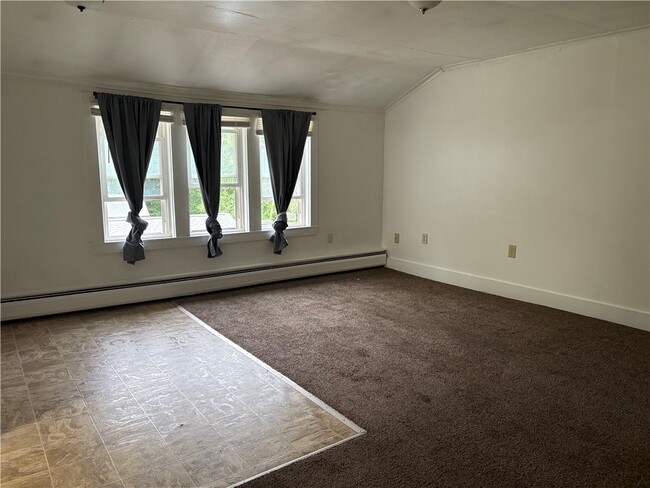 Photo - 10647 Pinewood Ave
