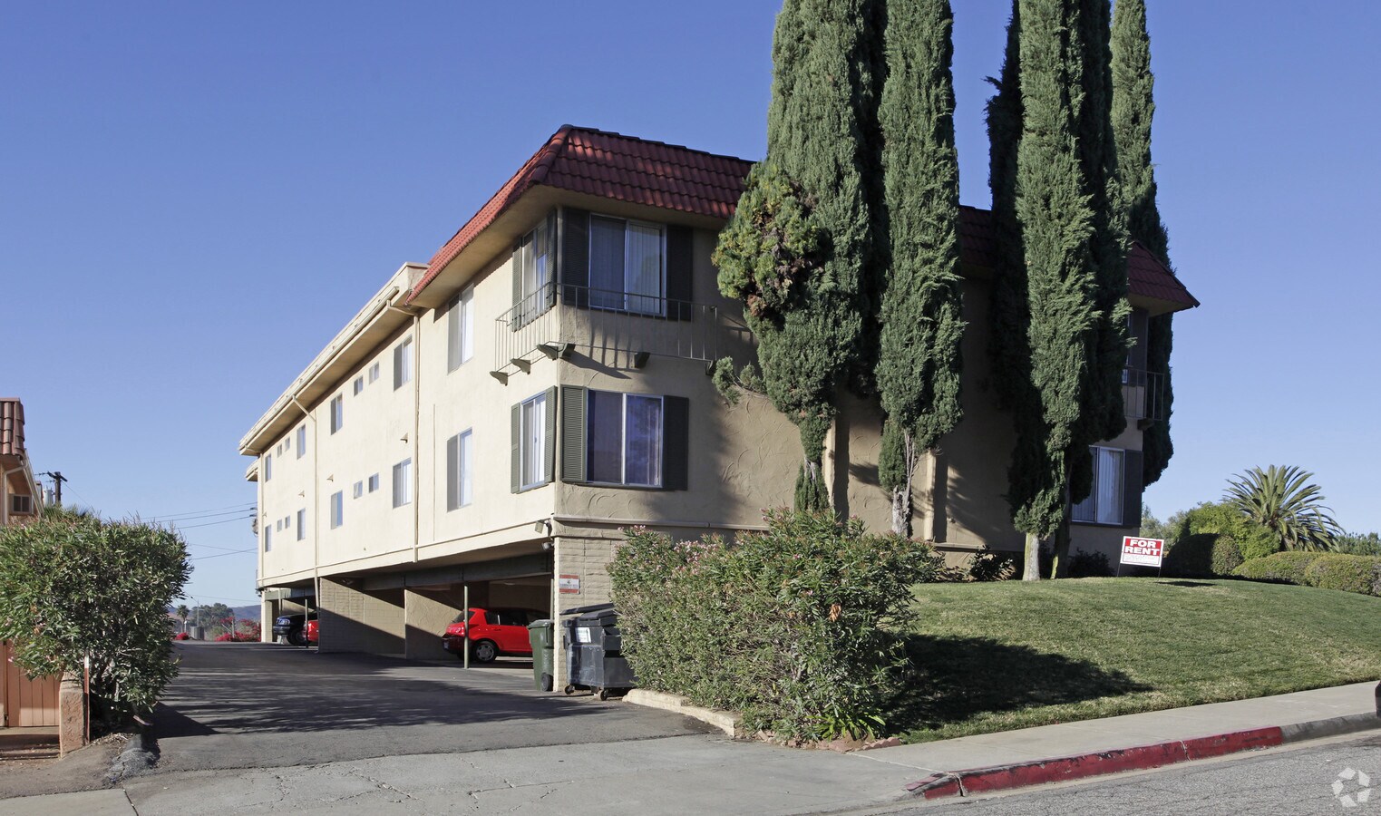 Photo - Loma Vista Apartments
