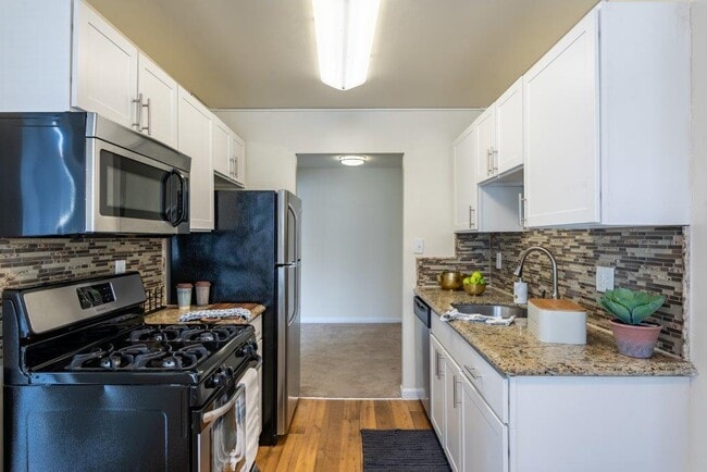 Photo - Chesapeake Glen Apartment Homes