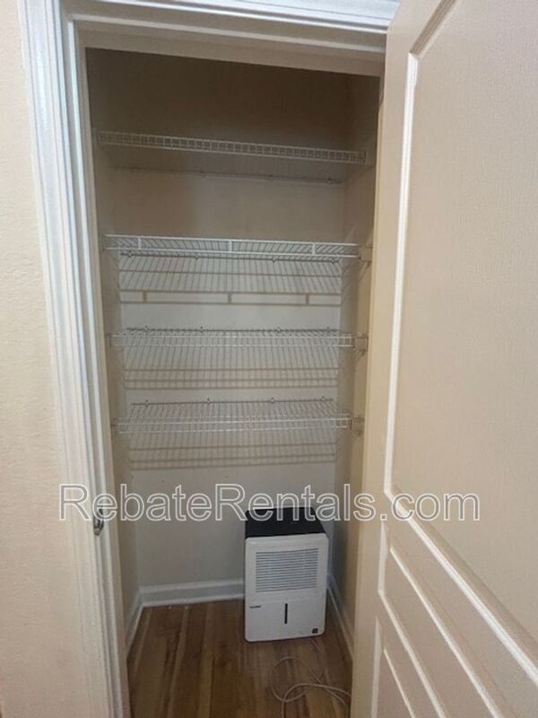 Photo - 8290 Gate Pkwy W Unit #1314