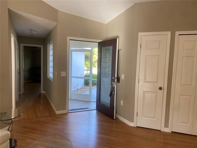 118 Byron Ct