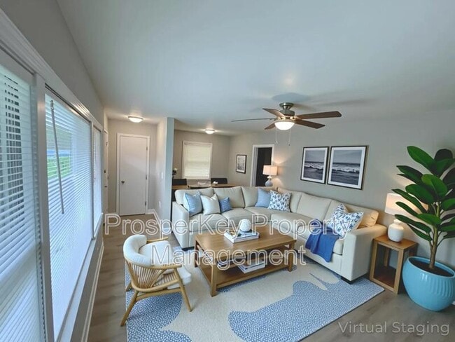 Photo - 4555 Hillpine Rd