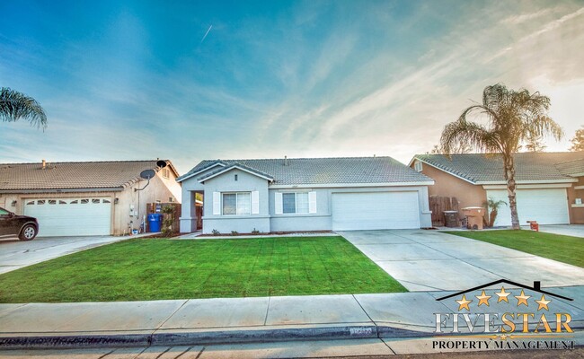 Building Photo - House for Rent in SouthWest Bakersfield