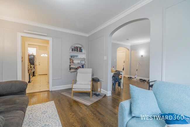 Photo - 6510 N Hamilton Ave Unit #2S