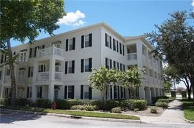Building Photo - 700 Siena Palm Dr