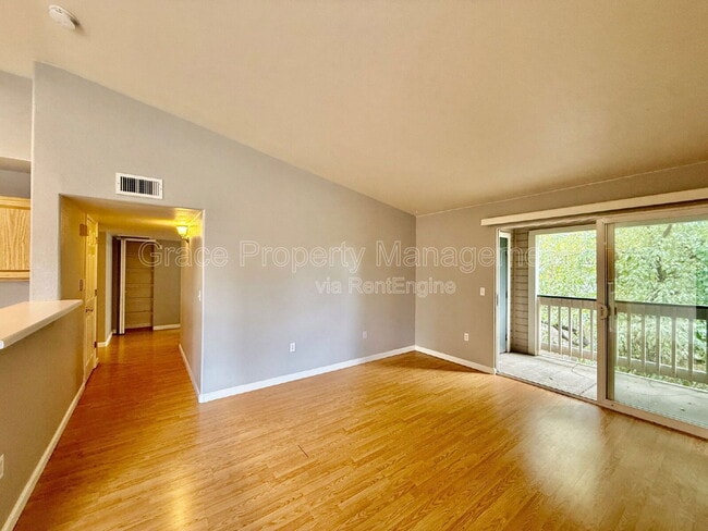 Photo - 1146 Opal St