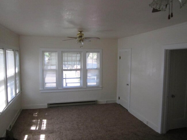 Photo - 225 N Holly St Unit 2