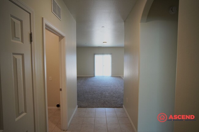 Photo - Cute Home in Southwest Bakersfield!